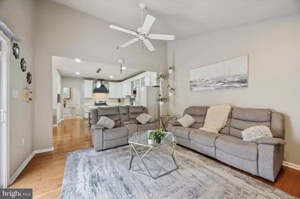 Eagleville, PA 19403,930 HERITAGE DR