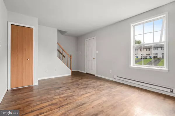 Columbia, PA 17512,146 STONE HOUSE LN