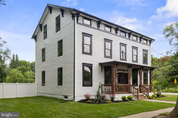 Mount Holly, NJ 08060,427 GARDEN ST