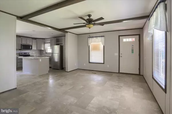 Carlisle, PA 17015,5 DEMI COURT