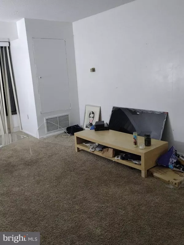 Philadelphia, PA 19130,2001 HAMILTON ST #1621