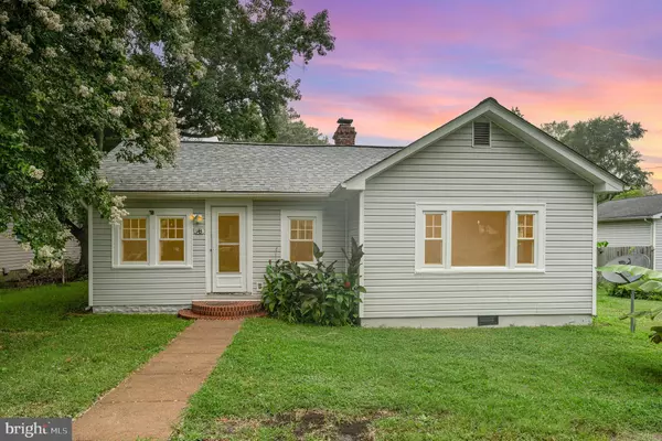 Colonial Beach, VA 22443,143 5TH ST
