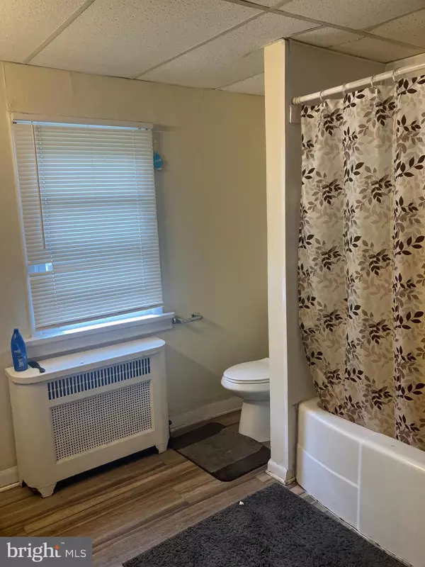Glassboro, NJ 08028,104 MARKET PL