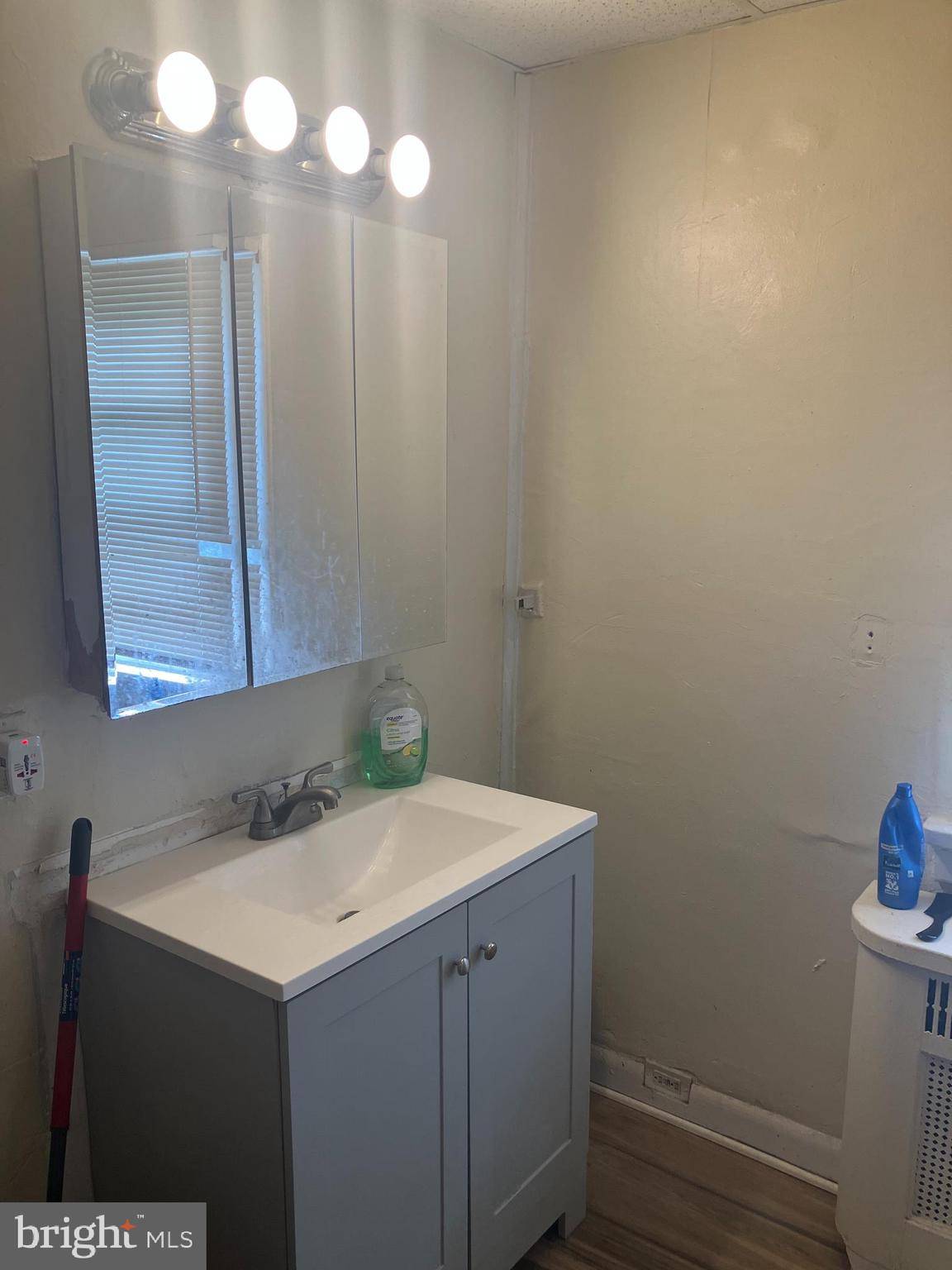 Glassboro, NJ 08028,104 MARKET PL