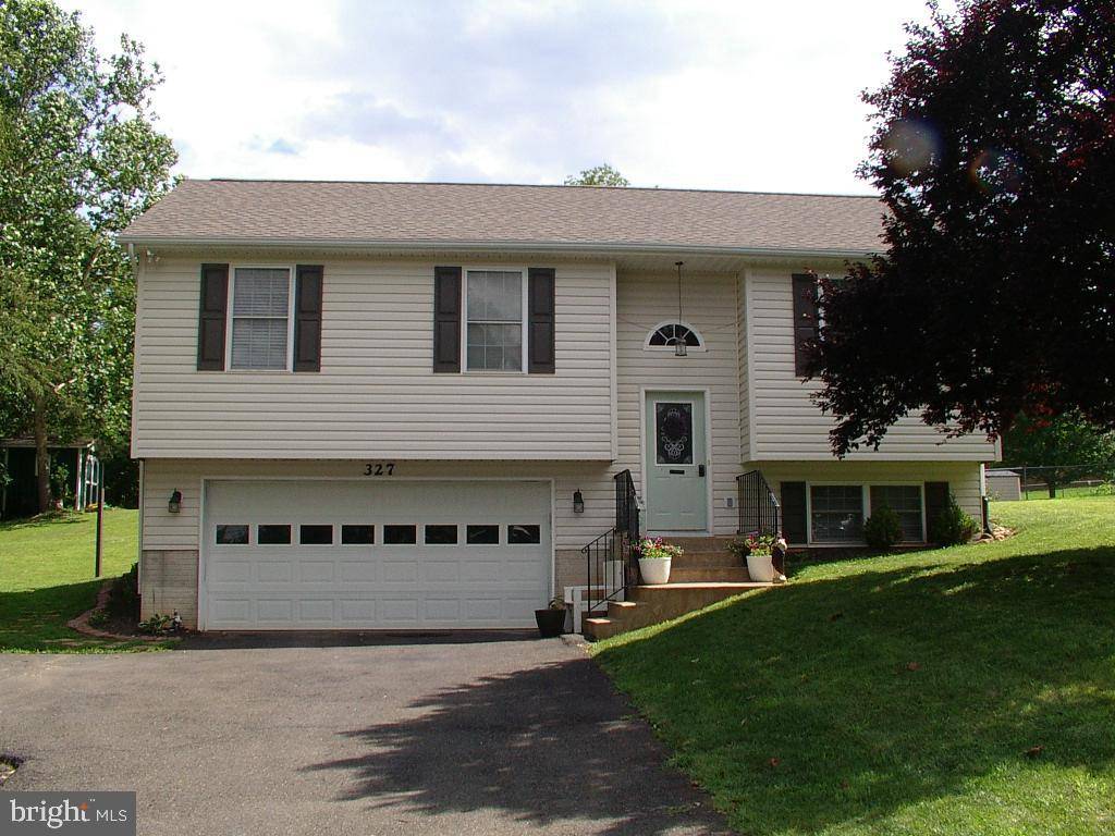 327 E 18TH ST, Front Royal, VA 22630