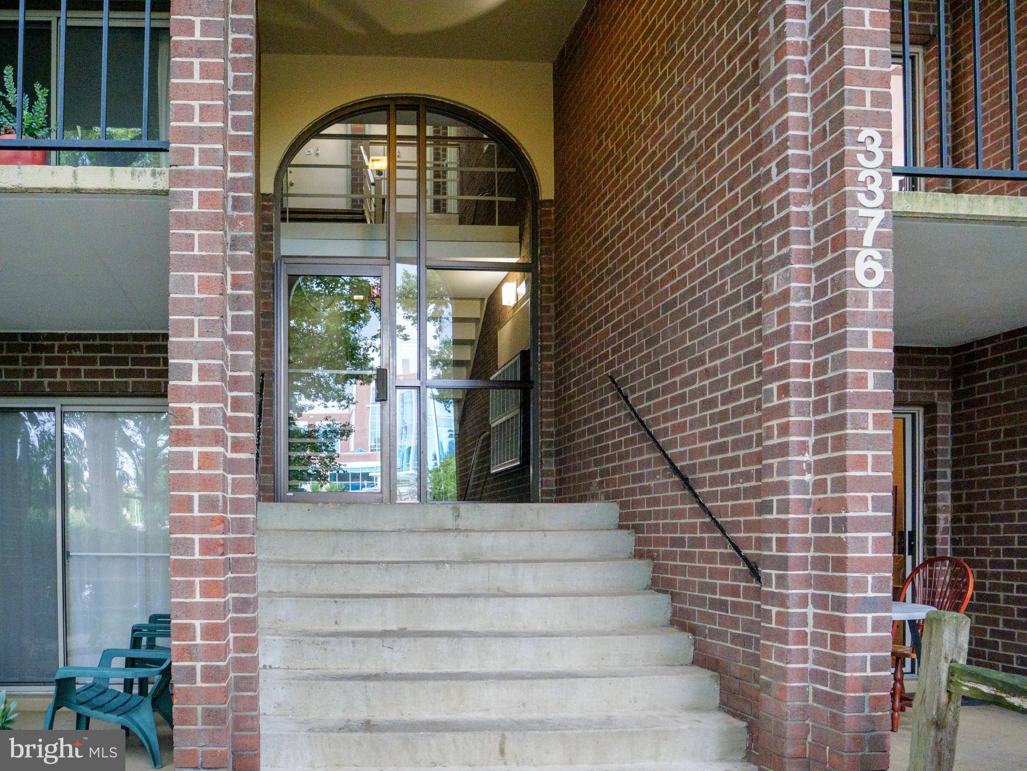 Annandale, VA 22003,3376 WOODBURN RD #24