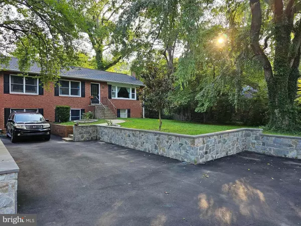 Mclean, VA 22101,6513 OLD DOMINION DR