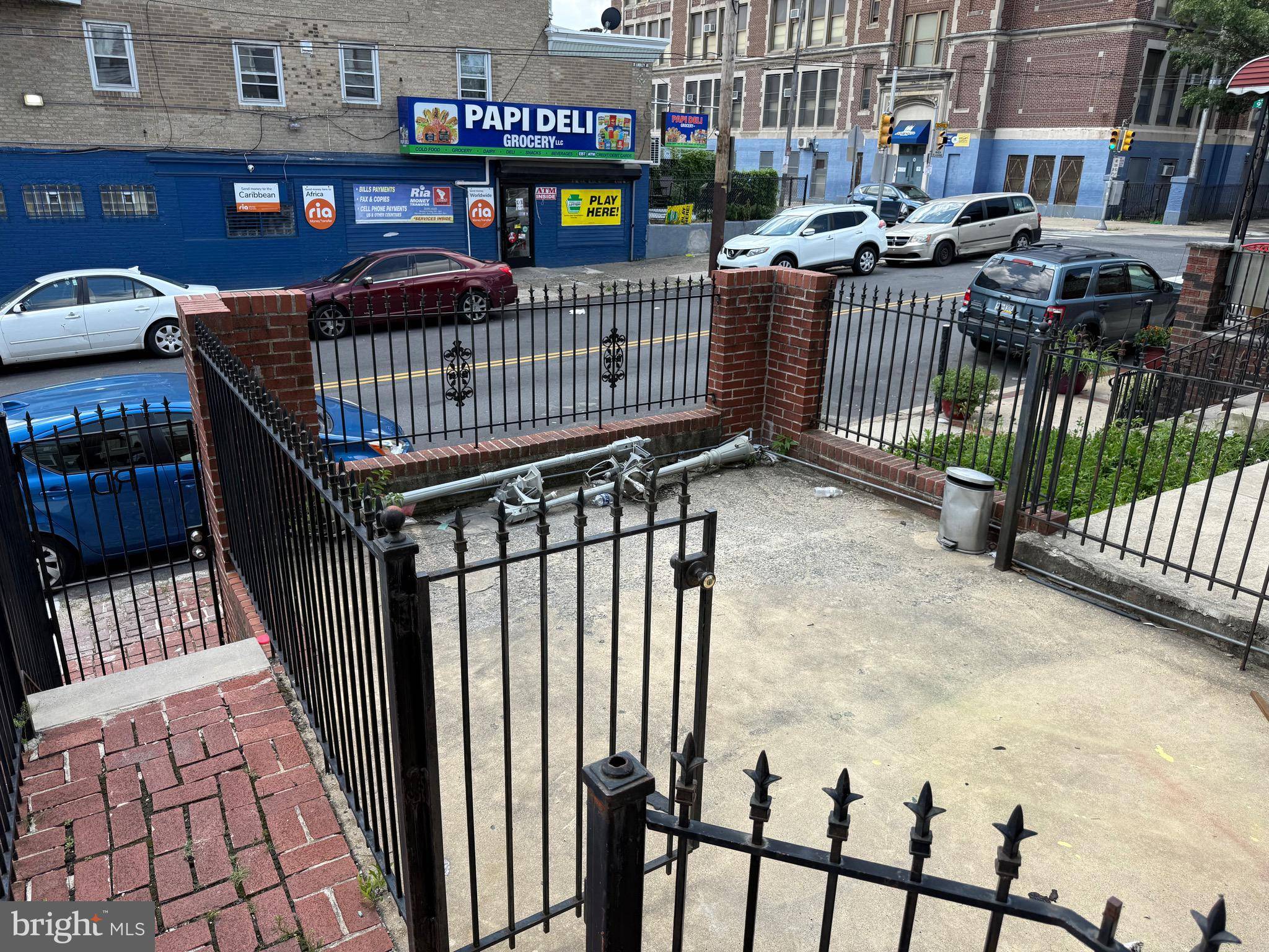 Philadelphia, PA 19141,819 LINDLEY AVE