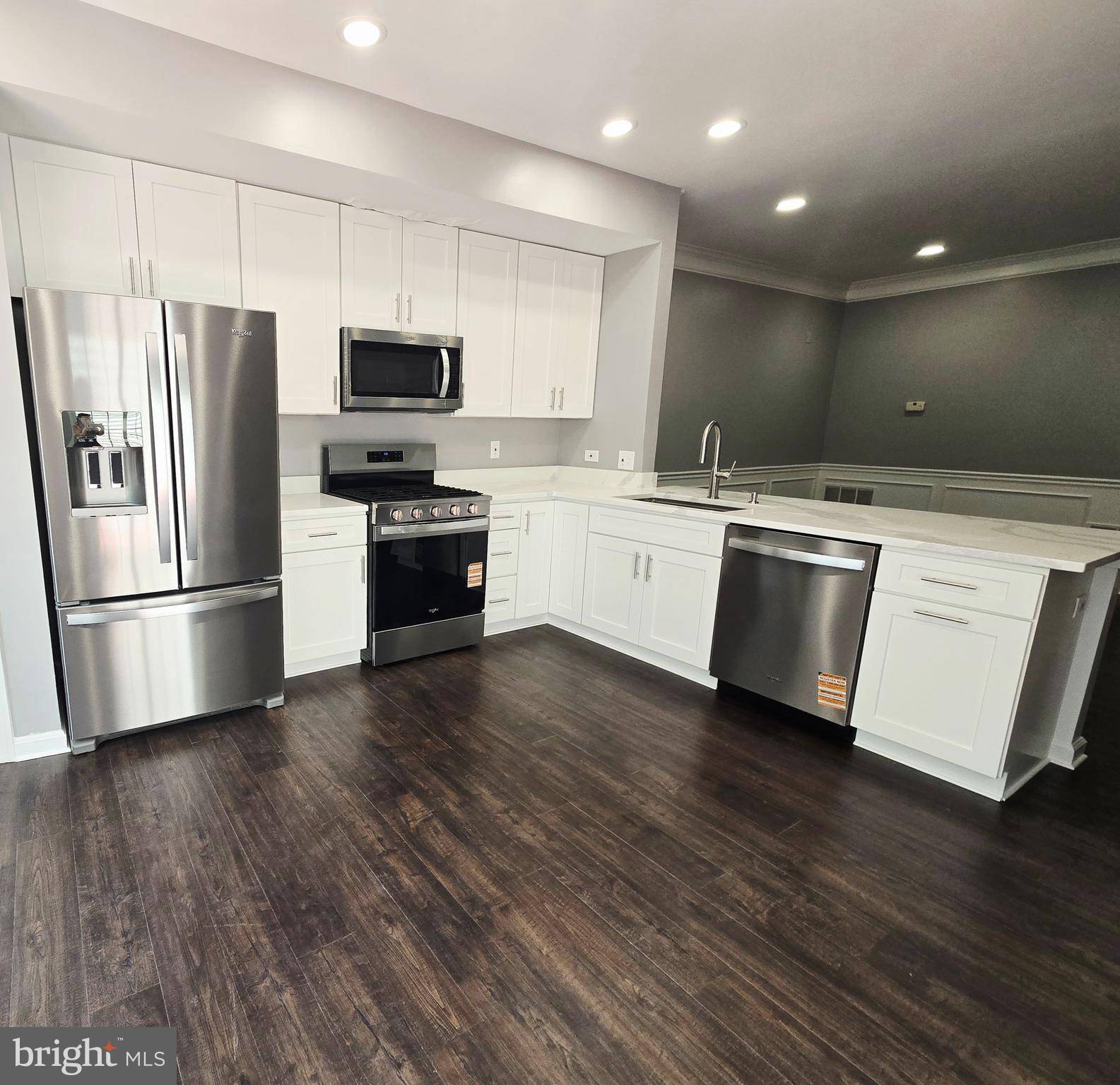 Centreville, VA 20121,13873 AUSABLE CT