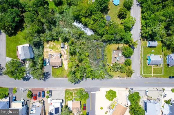 150 LIGHTHOUSE DR, Waretown, NJ 08758