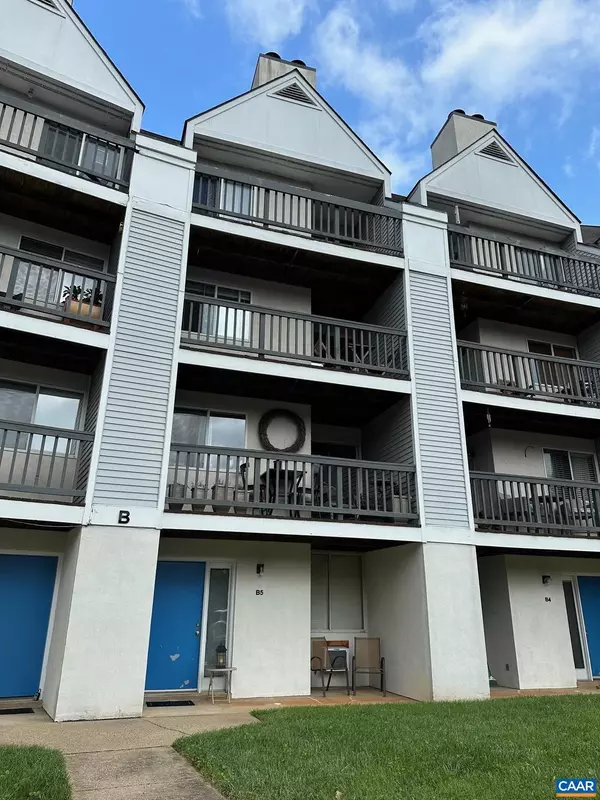 Charlottesville, VA 22901,1243 CEDARS CT #B5