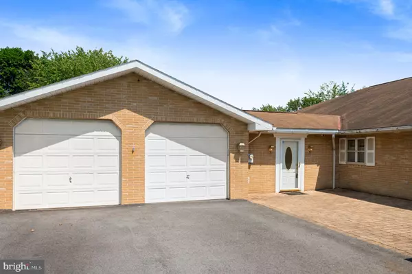 Nazareth, PA 18064,242 SCHOENECK AVE