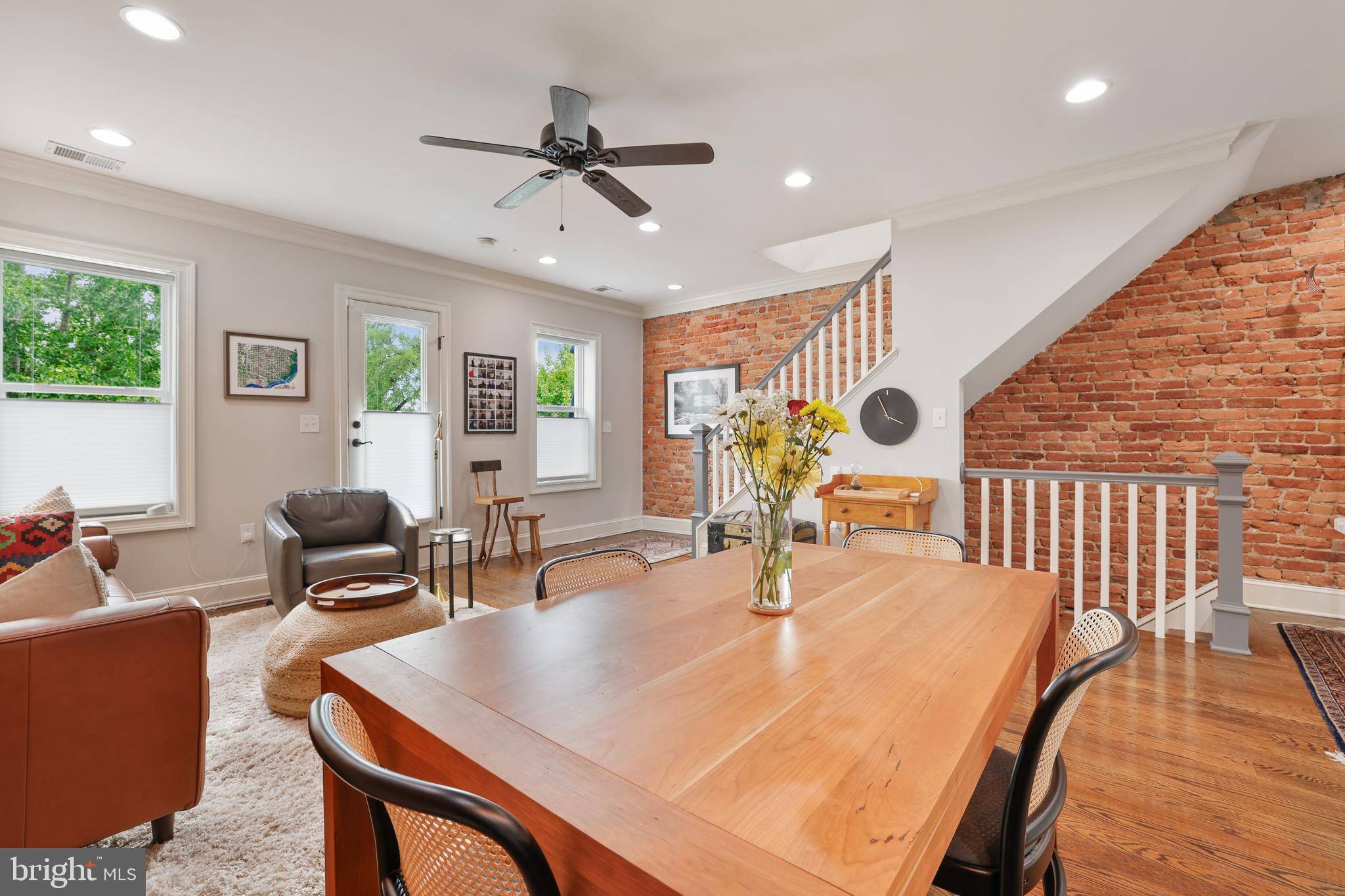 Washington, DC 20003,1732 BAY ST SE #1
