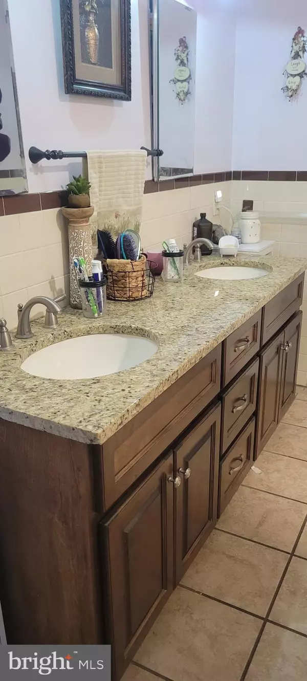 Pottstown, PA 19464,100 MAUGERS MILL RD