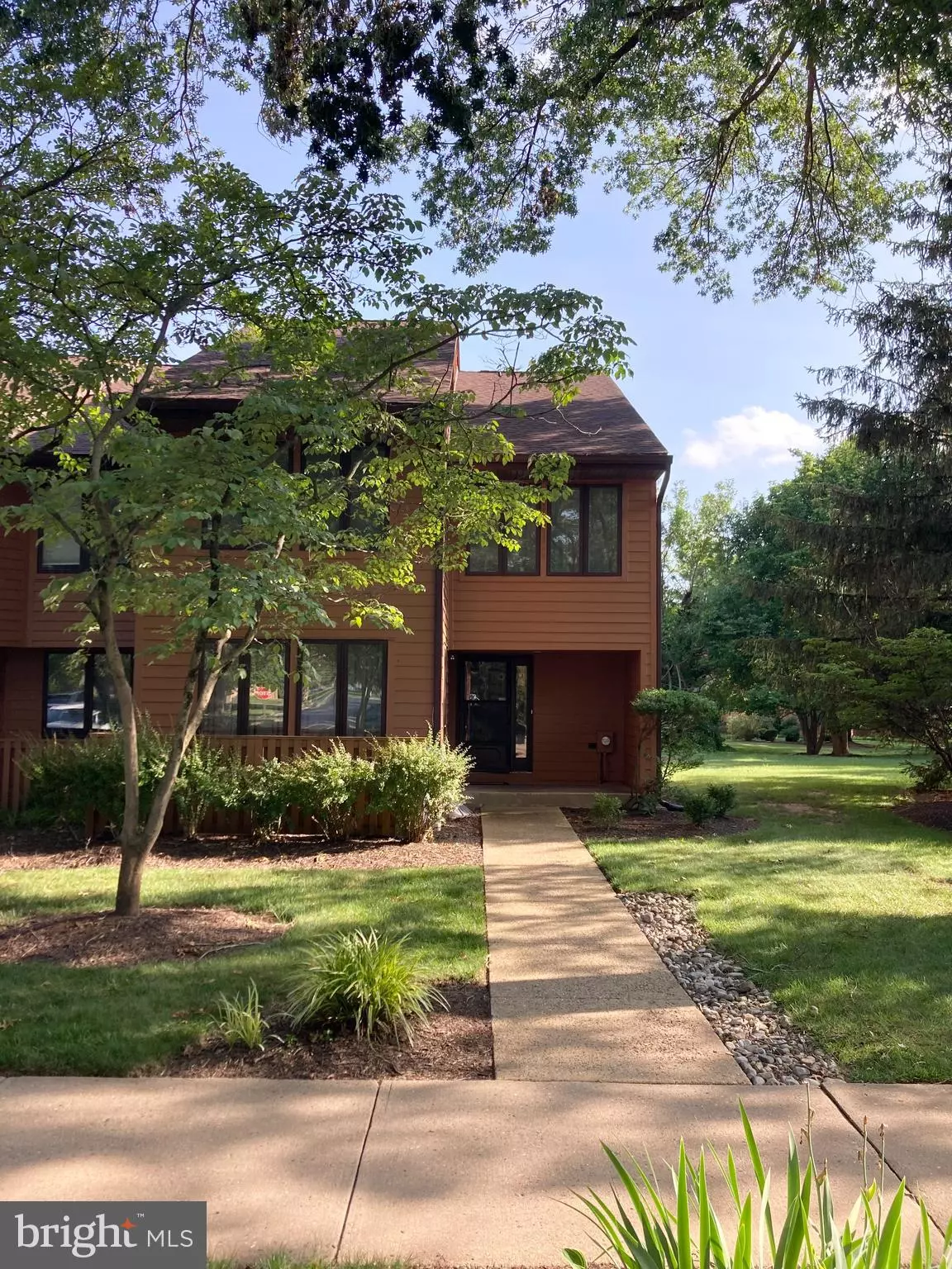 Princeton, NJ 08540,61 SAYRE DR