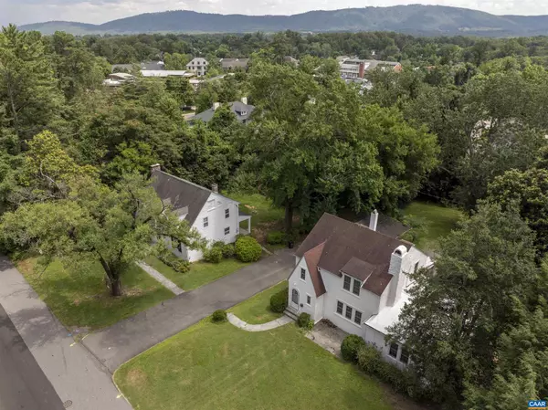 Charlottesville, VA 22903,2201 & 2203 STADIUM RD