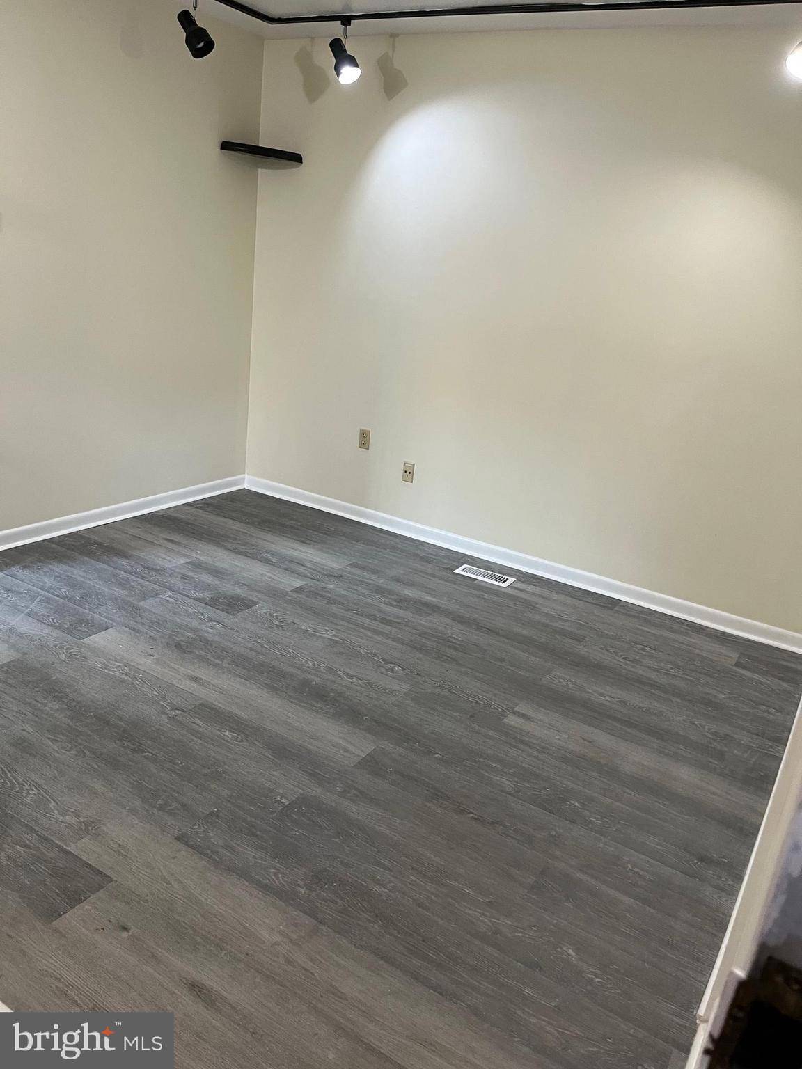 Baltimore, MD 21201,511 S SHARP ST. #1