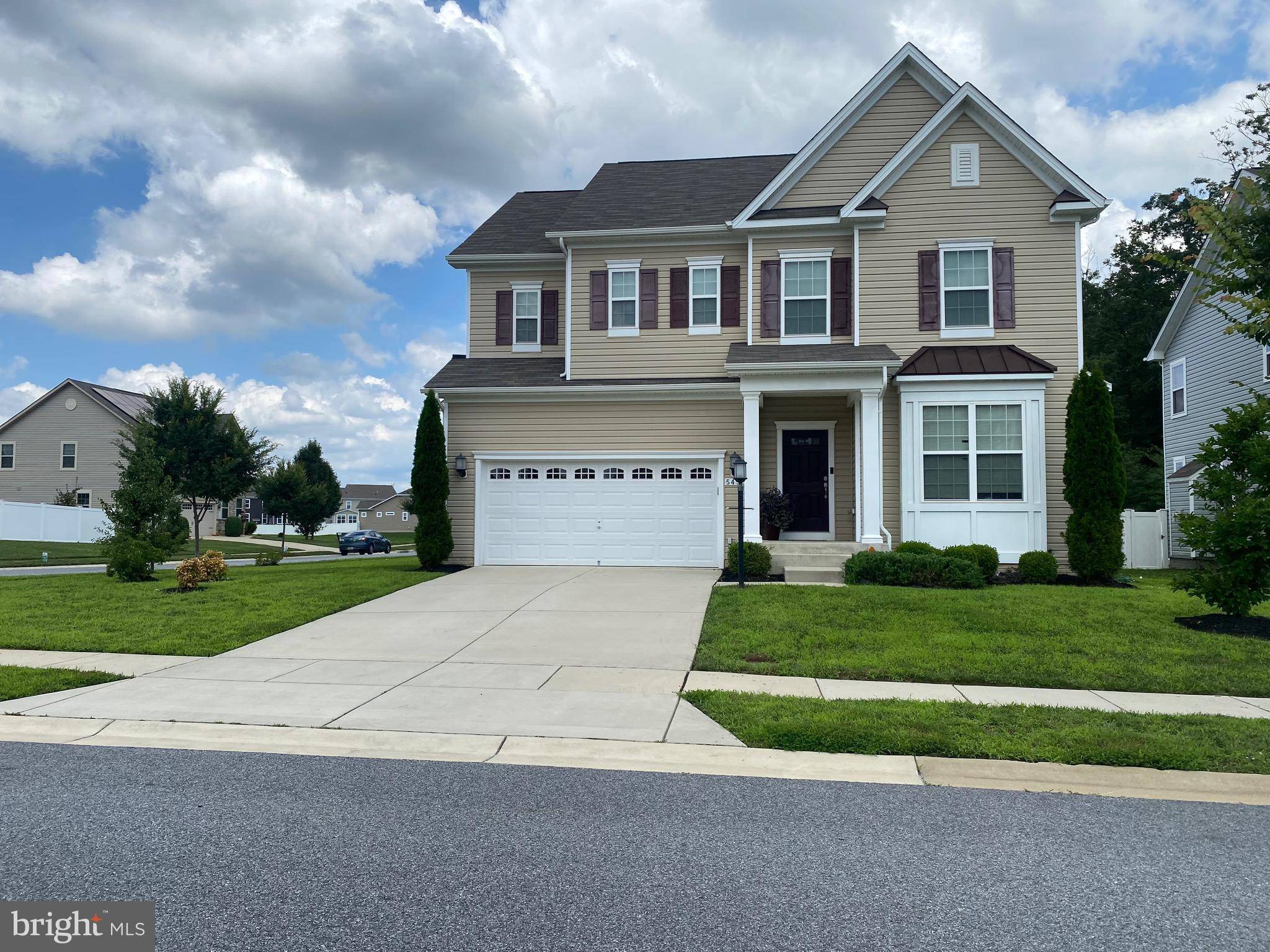 White Plains, MD 20695,5452 DUNDEE LN