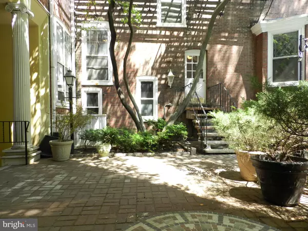 Philadelphia, PA 19107,1008-20 SPRUCE ST #1018C