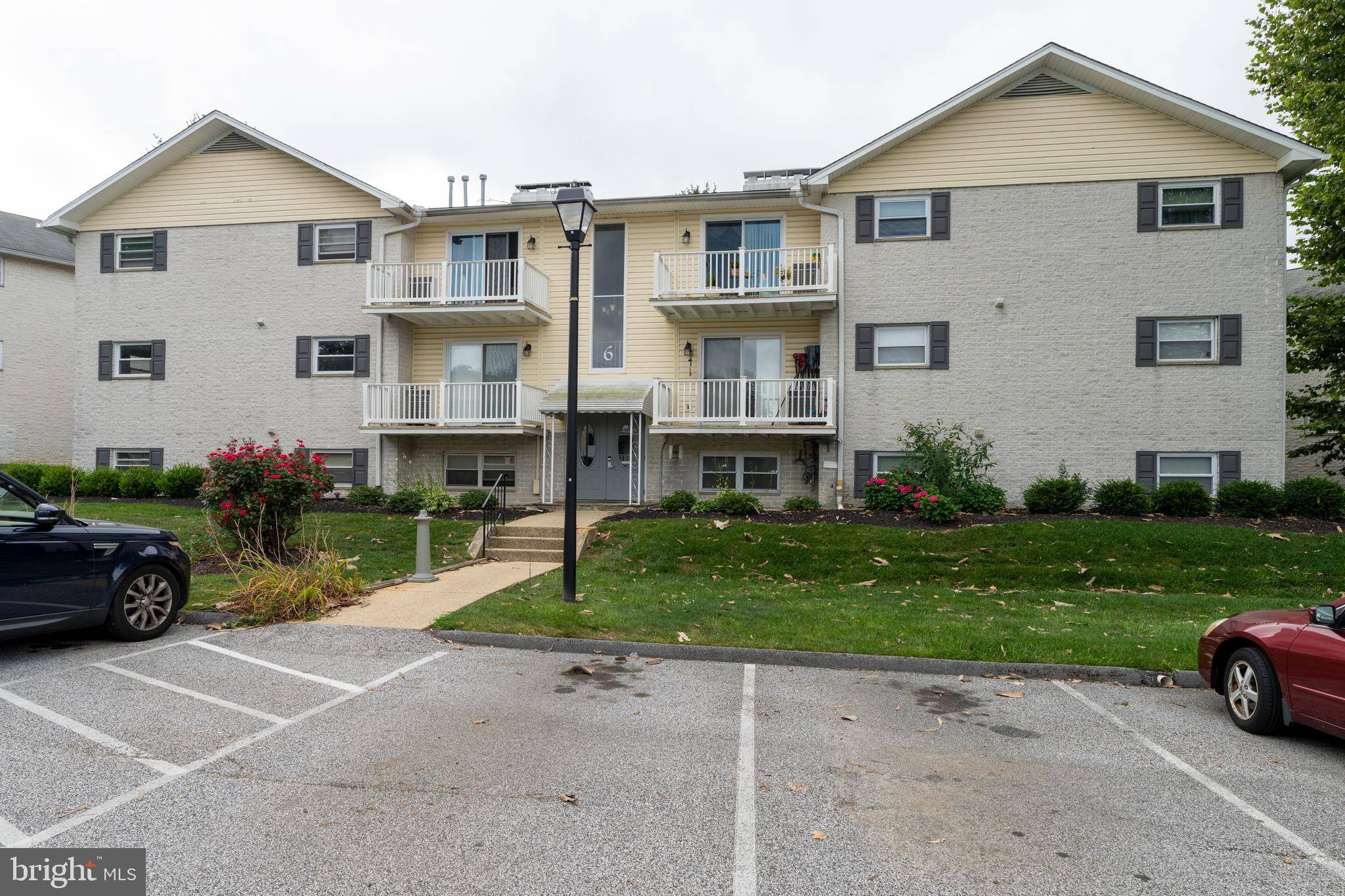 6 WARREN LODGE CT #2D, Cockeysville, MD 21030