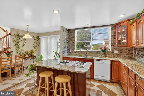 Manassas Park, VA 20111,9225 STEPHANIE ST
