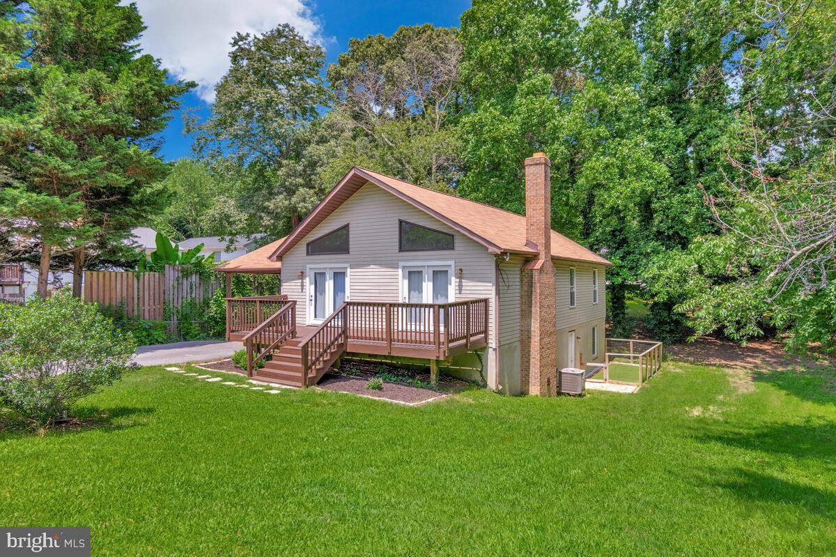 Lusby, MD 20657,414 GROVER LN