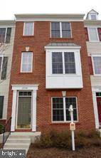 25140 SHULTZ TER, Chantilly, VA 20152