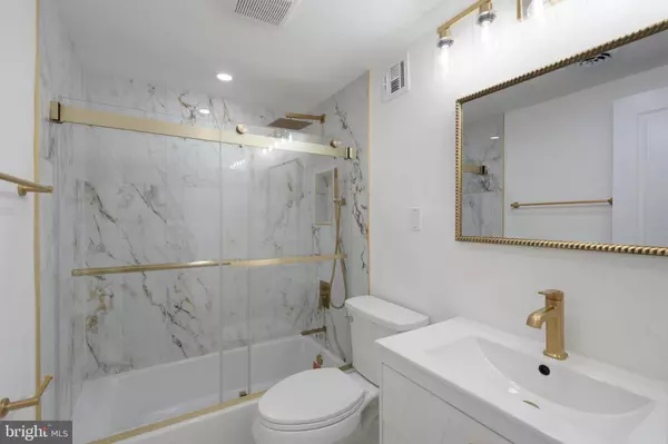 Arlington, VA 22201,1931 N CLEVELAND ST #207