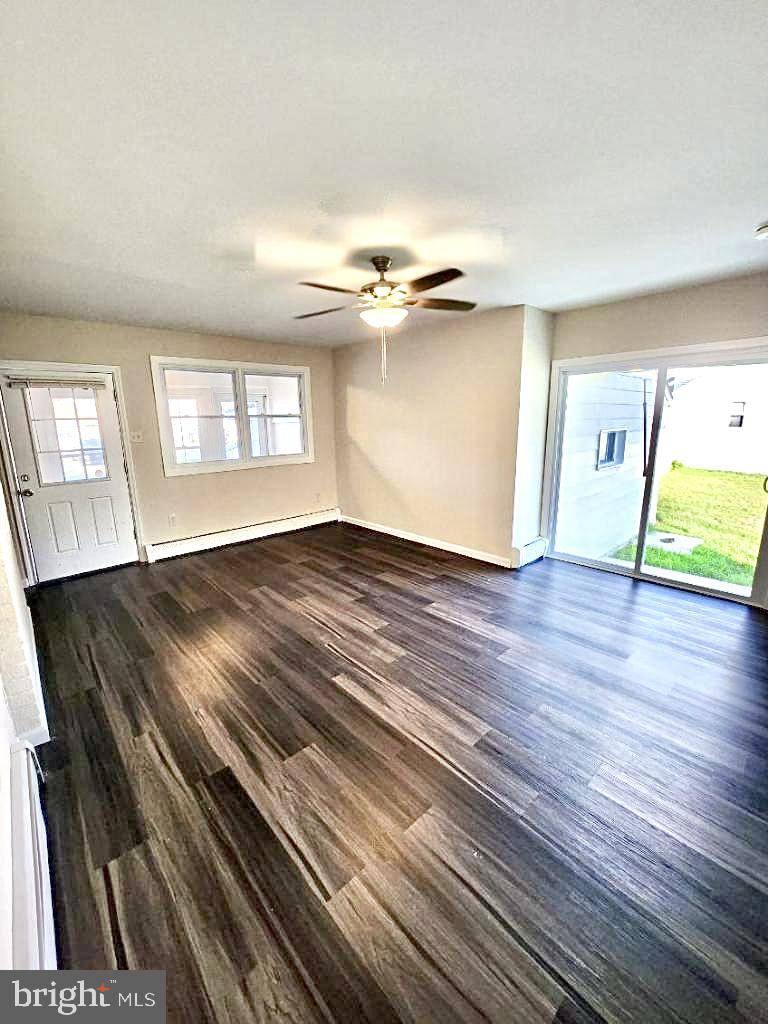 Glendora, NJ 08029,304 W EVESHAM RD #A