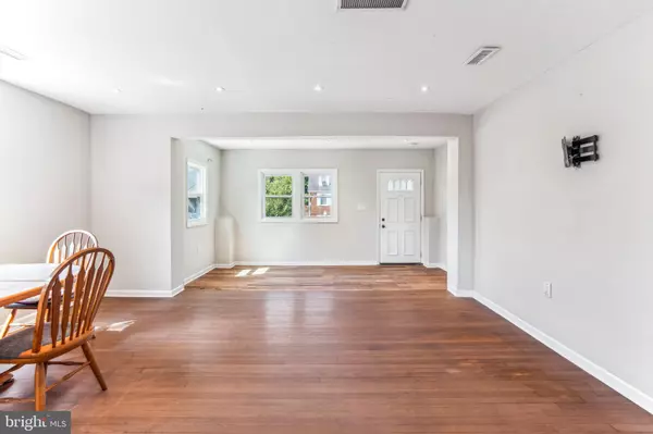 Suitland, MD 20746,3310 NAVY DAY DR