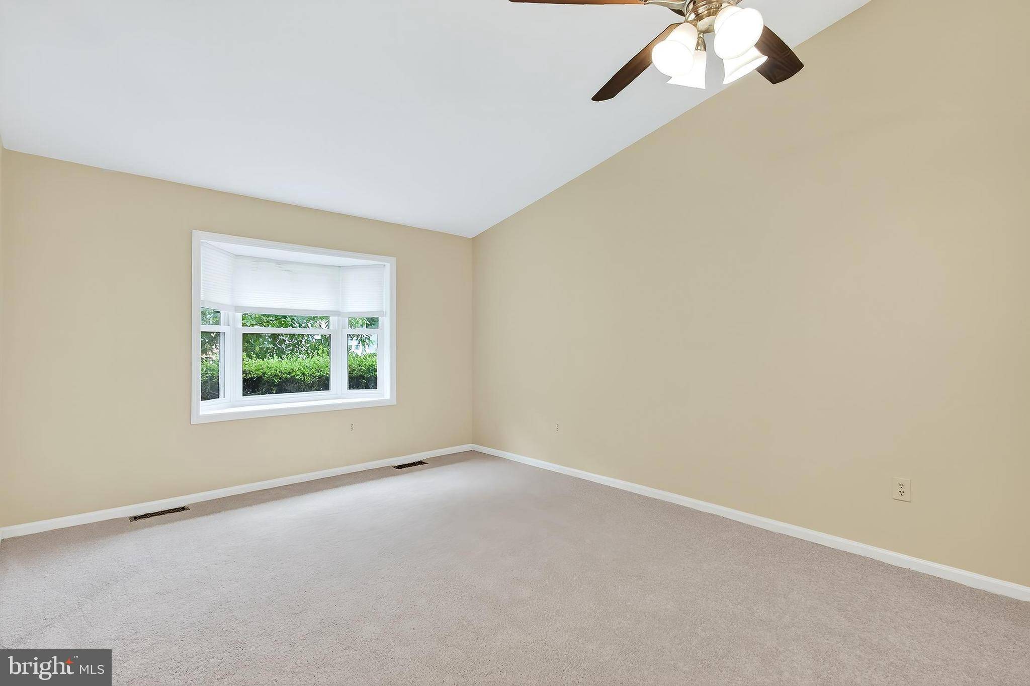 Woodbridge, VA 22192,2942 FOX TAIL CT