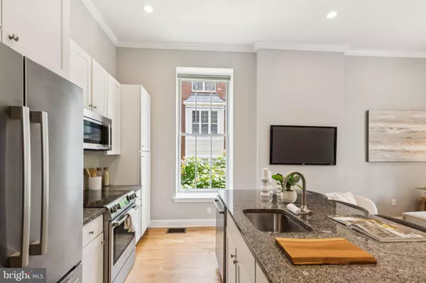 Philadelphia, PA 19146,4 GOVERNORS CT