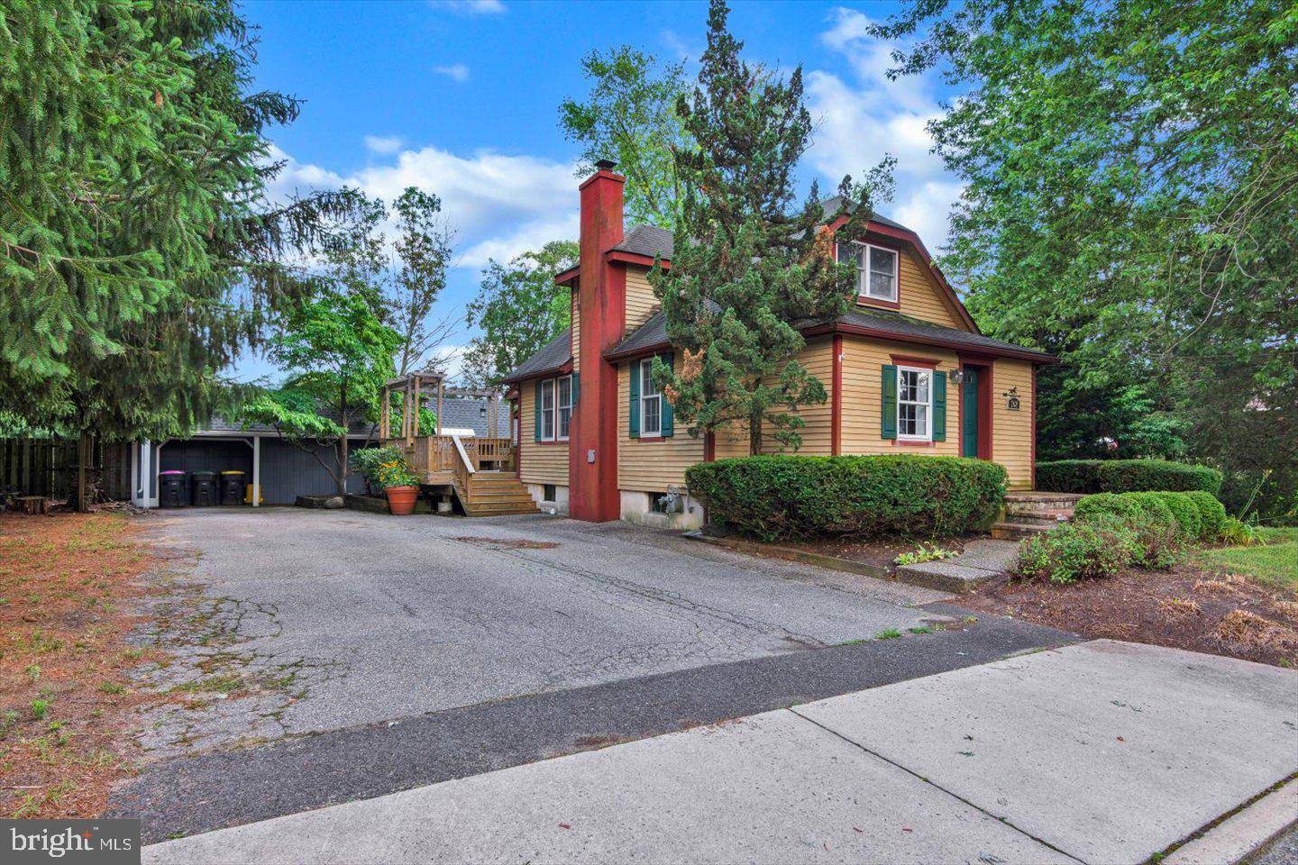 West Berlin, NJ 08091,268 FAIRVIEW AVE