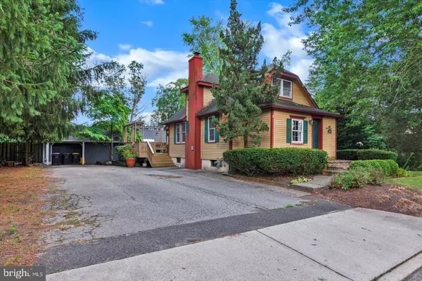 West Berlin, NJ 08091,268 FAIRVIEW AVE