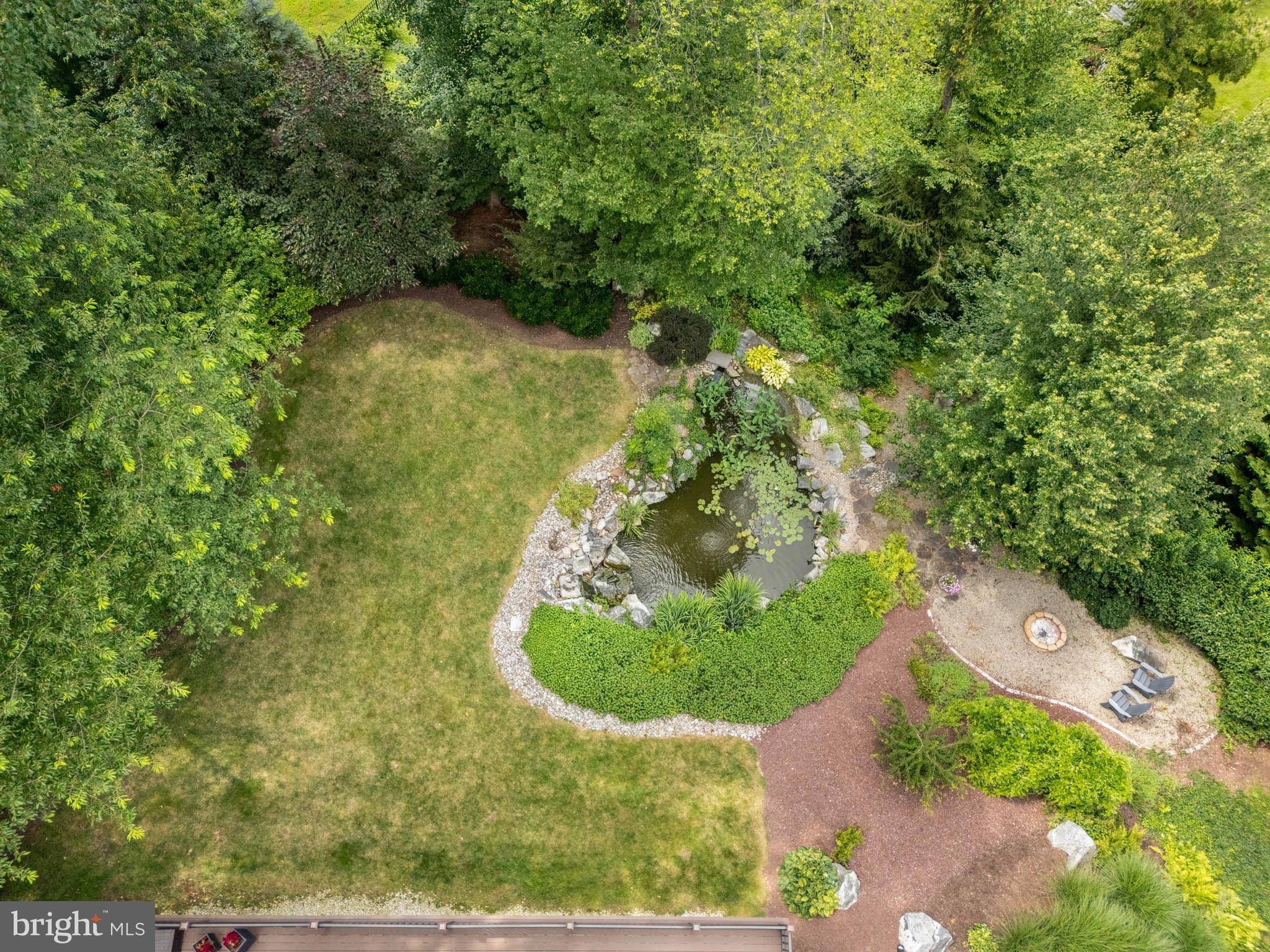 Broomall, PA 19008,210 FAWNHILL RD