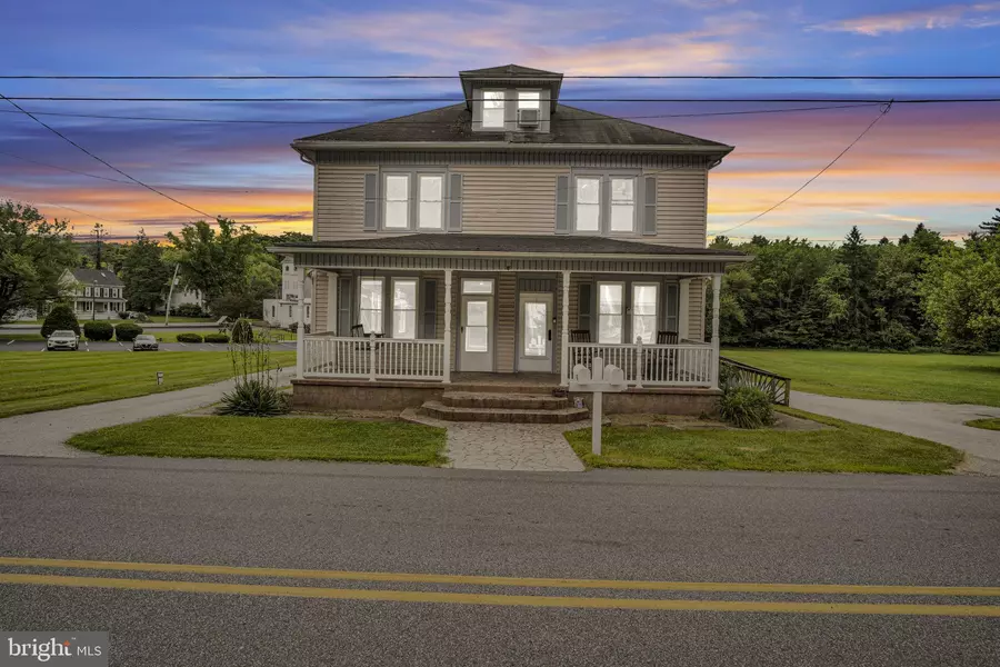 426 SPRINGVALE RD, Red Lion, PA 17356