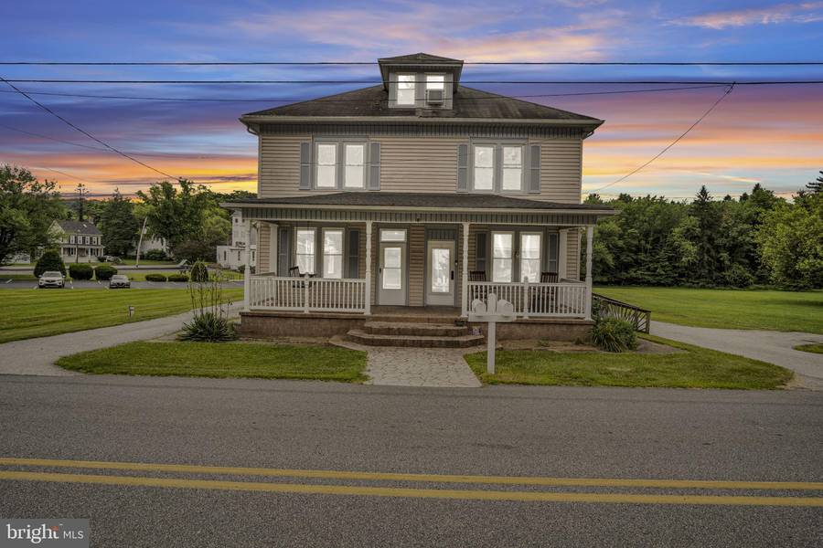 426 SPRINGVALE RD, Red Lion, PA 17356