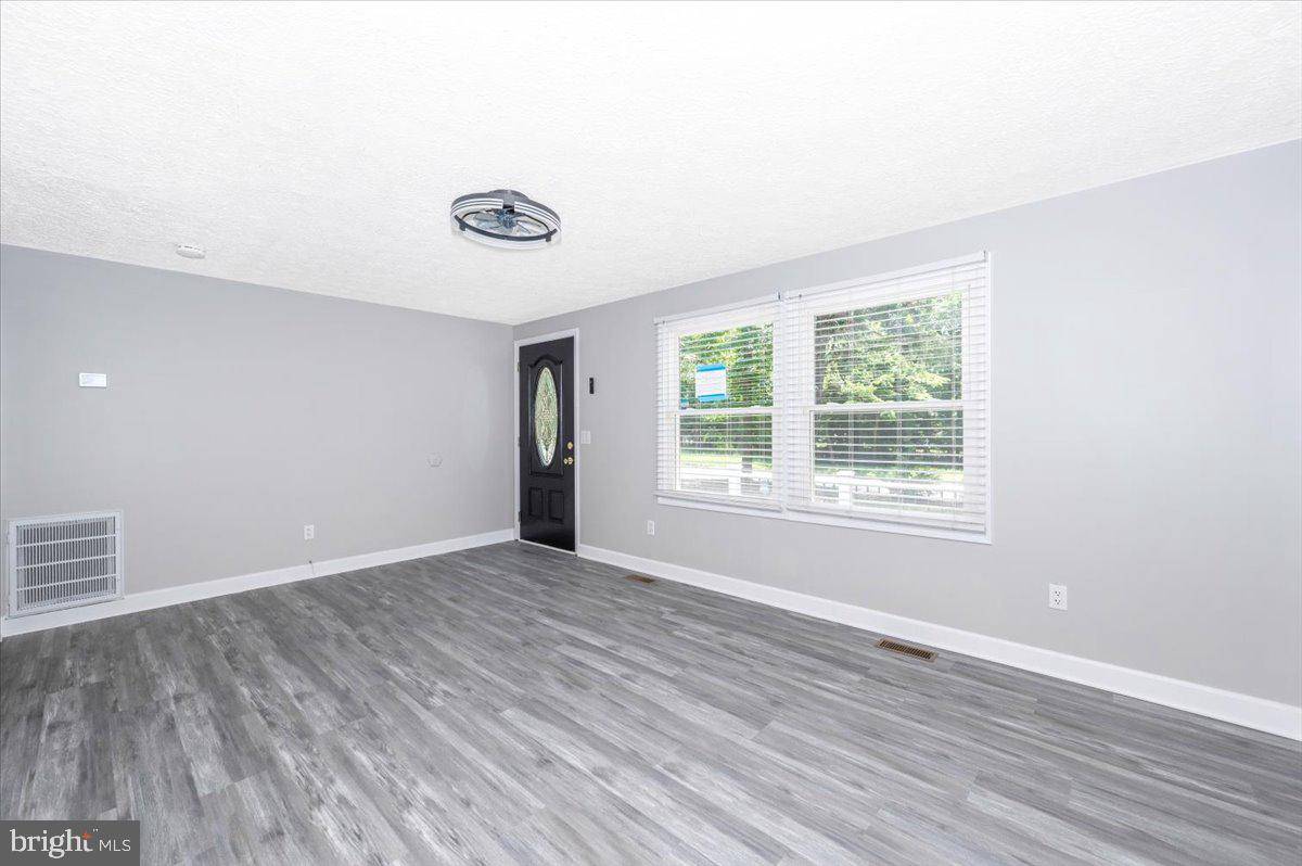 Lusby, MD 20657,12284 BANDERA LN