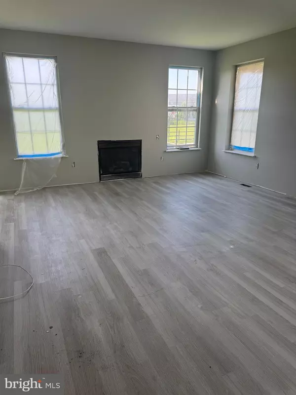Clayton, DE 19938,428 CHRISTIANA RIVER DR