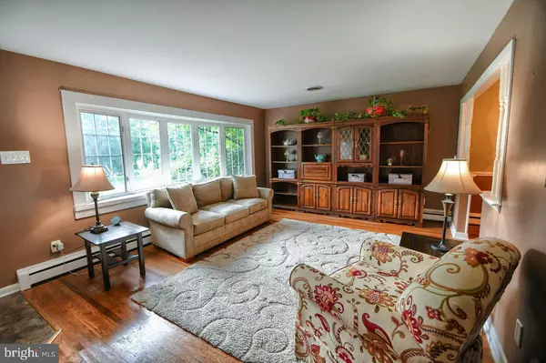 West Chester, PA 19382,401 LESLIE LN
