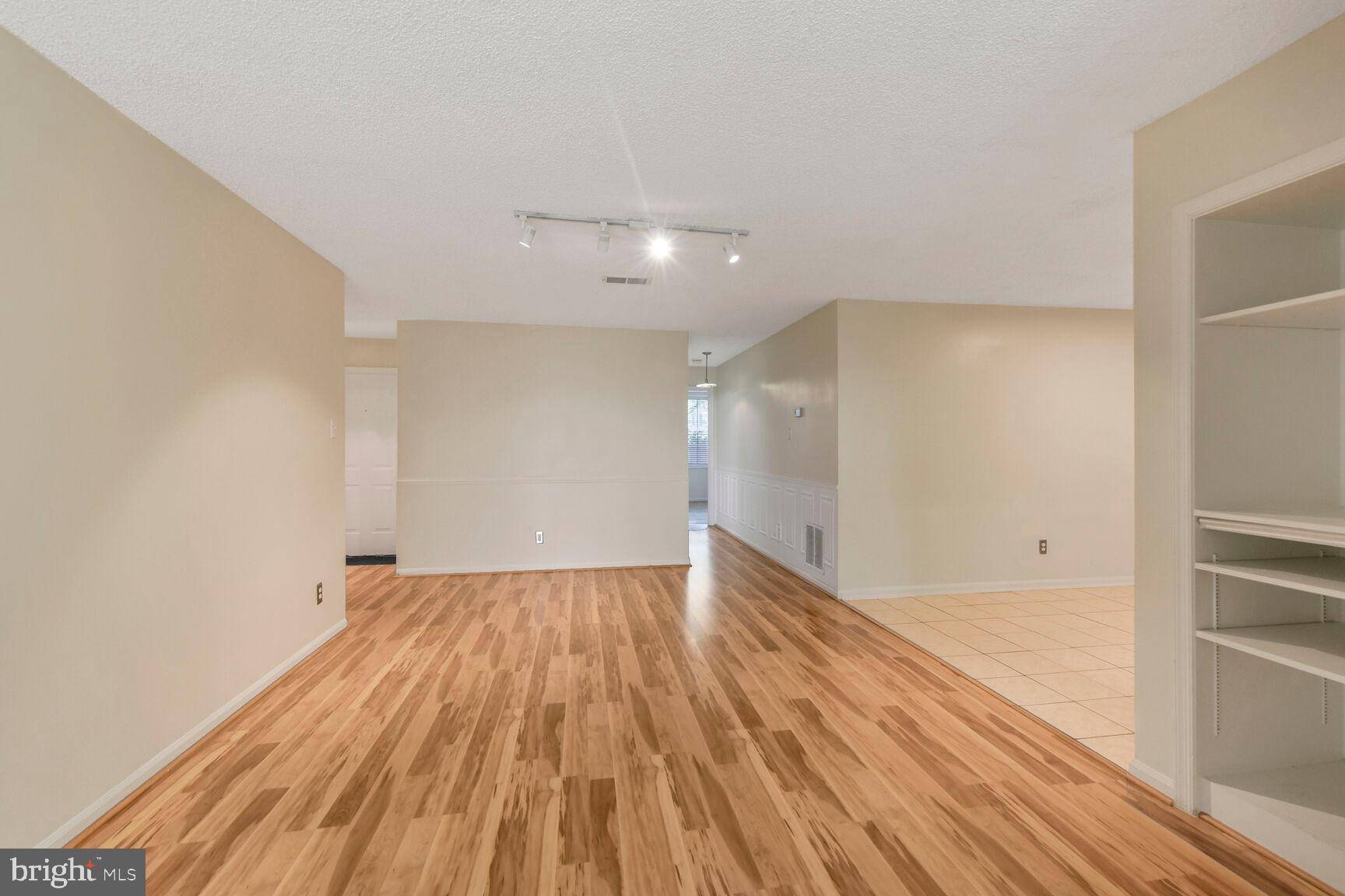 Fairfax, VA 22033,3804 GREEN RIDGE CT #101