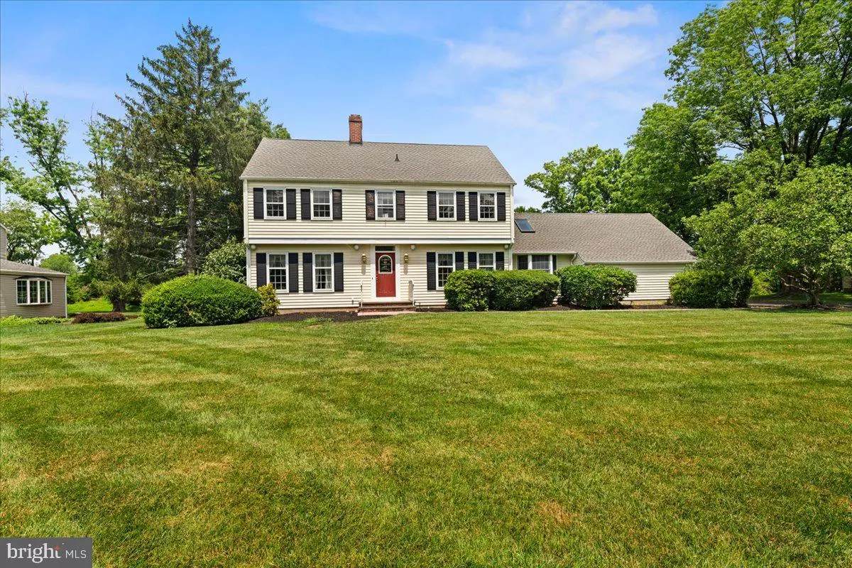 Pennington, NJ 08534,212 PENN VIEW DR