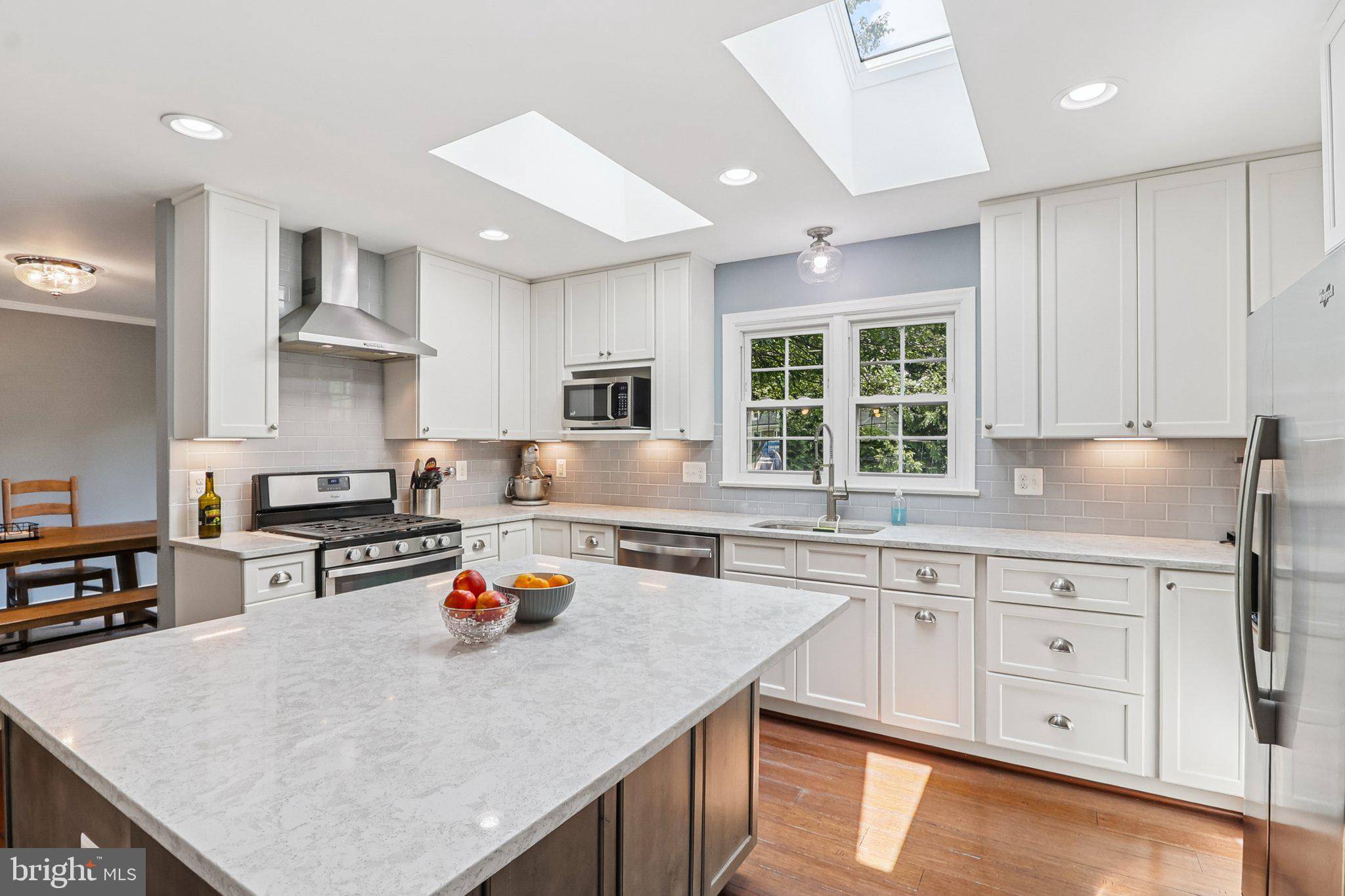 Vienna, VA 22181,2237 LOCH LOMOND DR