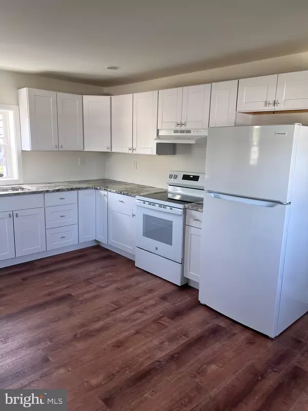 East Greenville, PA 18041,636 2ND FLOOR APARTMENT GRAVEL PIKE