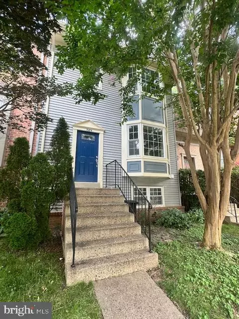 Springfield, VA 22152,7084 SOLOMON SEAL CT