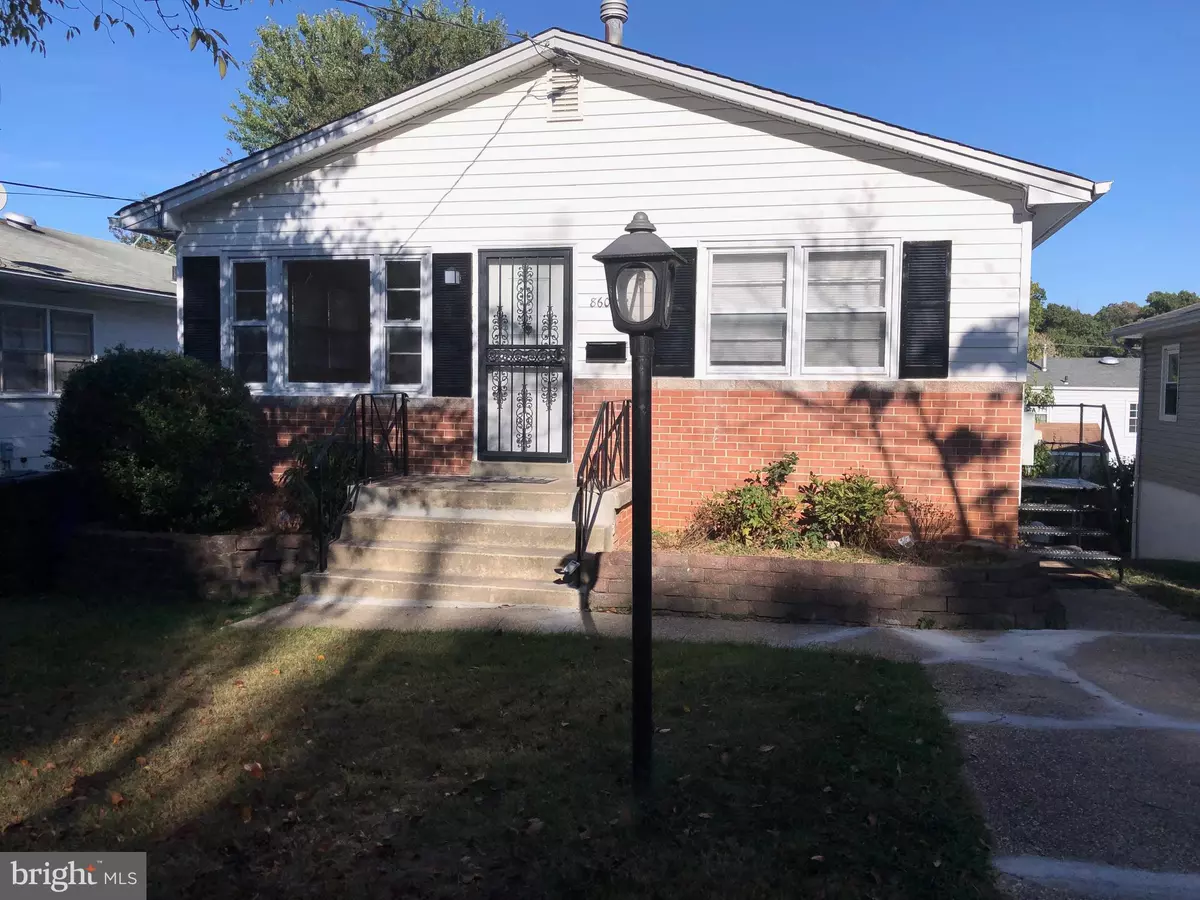 College Park, MD 20740,8609 34TH AVE