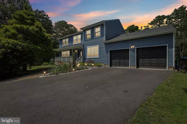 6 ABBEY RD, Jackson, NJ 08527