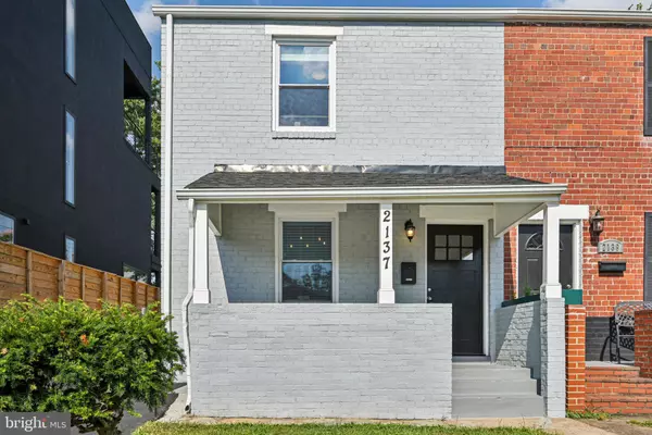 2137 S OXFORD ST, Arlington, VA 22204