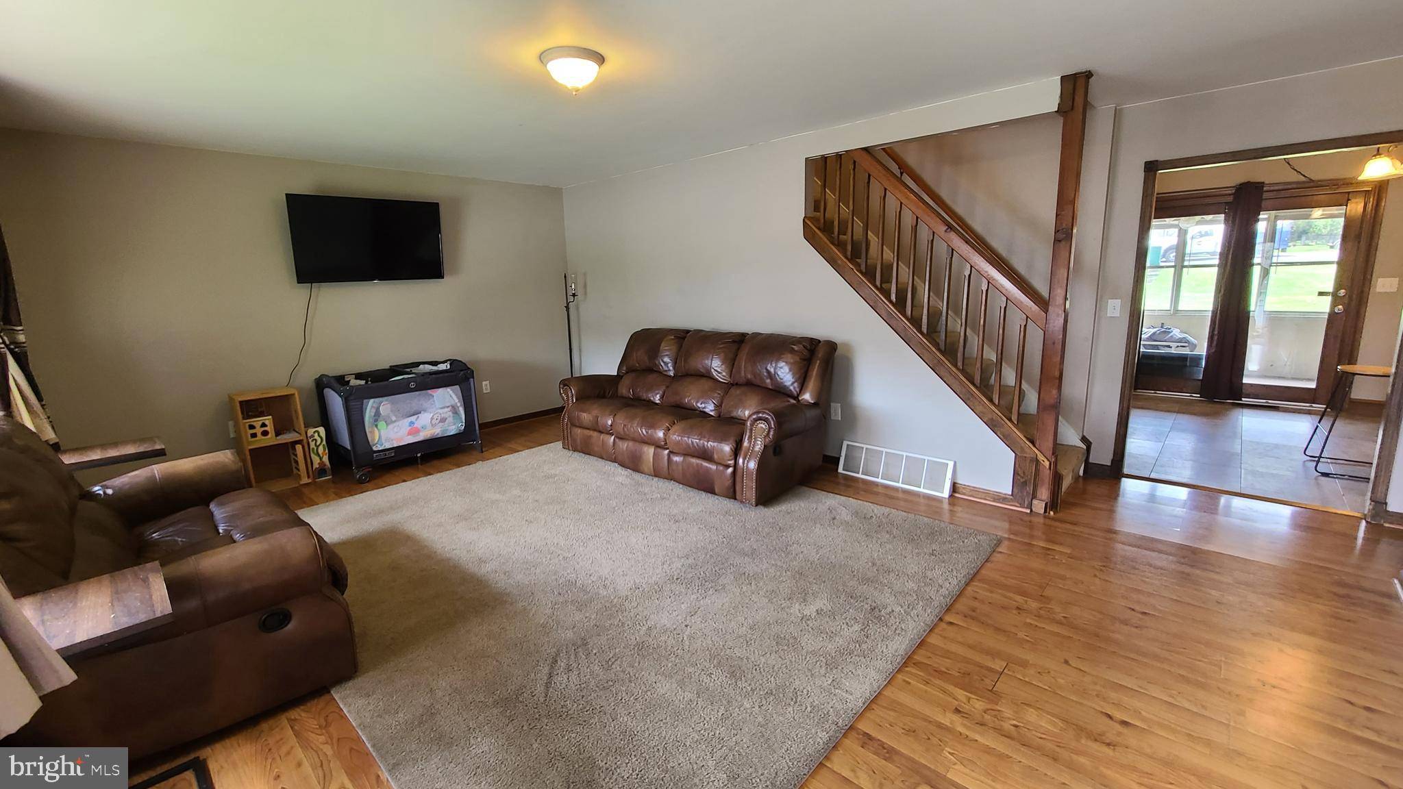 Enola, PA 17025,302 VALLEY RD