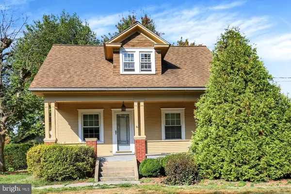 Mifflintown, PA 17059,595 SWAMP RD